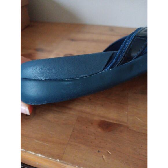 Vionic Tide Toe Post Women's Orthotic Sandals, Patent Leather Navy, Size US 7M - Picture 10 of 10